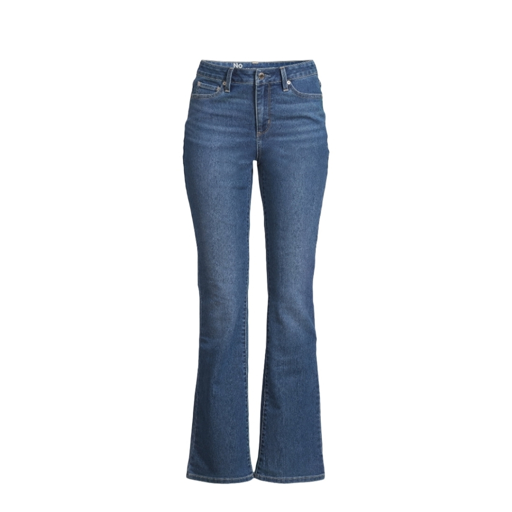 No Boundaries Women's Size 00 Mid Rise Bootcut Jeans Medium Wash NWT